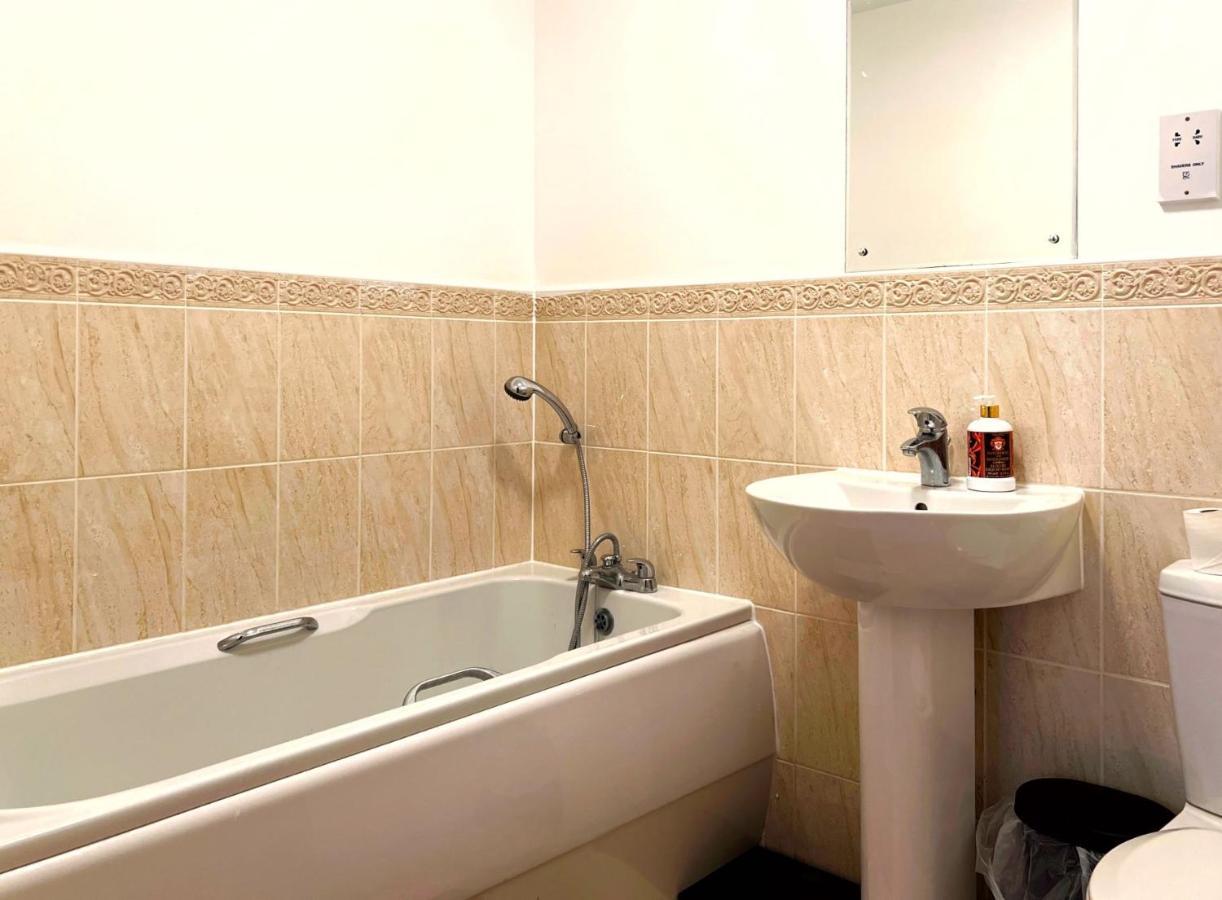 Retro Seaside Apt With Patio Διαμέρισμα Σουόνσι Εξωτερικό φωτογραφία